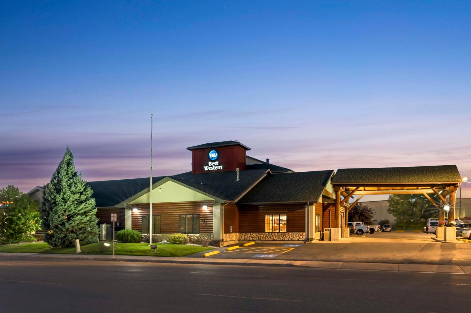 Best Western Yellowstone Crossing Laurel Exterior photo
